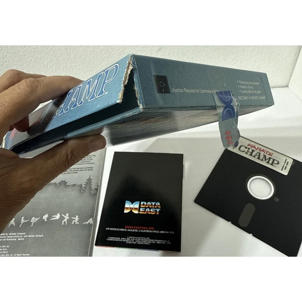 1985 KARATE CHAMP C64/128 Data East Apple Series Box Floppy Disk Inserts Vintage